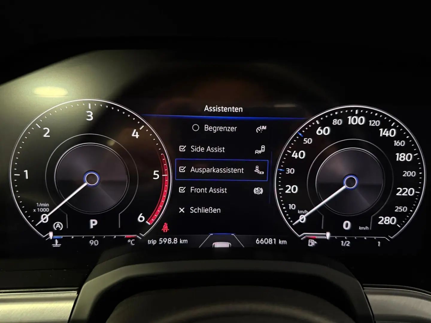 Touareg Elegance 4Motion R-Line LUFT*AHK*VIRTUAL