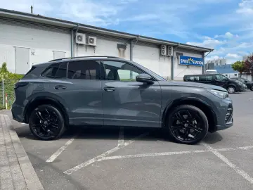 Tiguan R-Line 2.0 TDI+DSG+ALLRAD+HD-MATRIX+IQ-DR