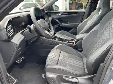 Tiguan R-Line 2.0 TDI+DSG+ALLRAD+HD-MATRIX+IQ-DR
