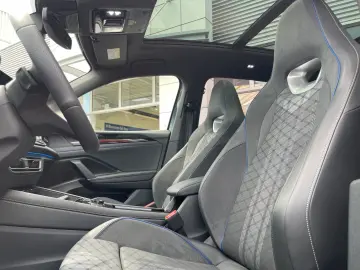 Tiguan R-Line 2.0 TDI+DSG+ALLRAD+HD-MATRIX+IQ-DR