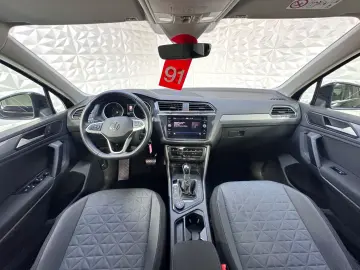 Tiguan 2.0 TDI SCR 4MOTION DSG Life+MATRIX+PANO+