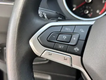 Tiguan 2.0 TDI SCR 4MOTION DSG Life+MATRIX+PANO+