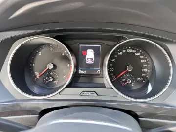 Tiguan 2.0 TDI SCR 4MOTION DSG Life+MATRIX+PANO+