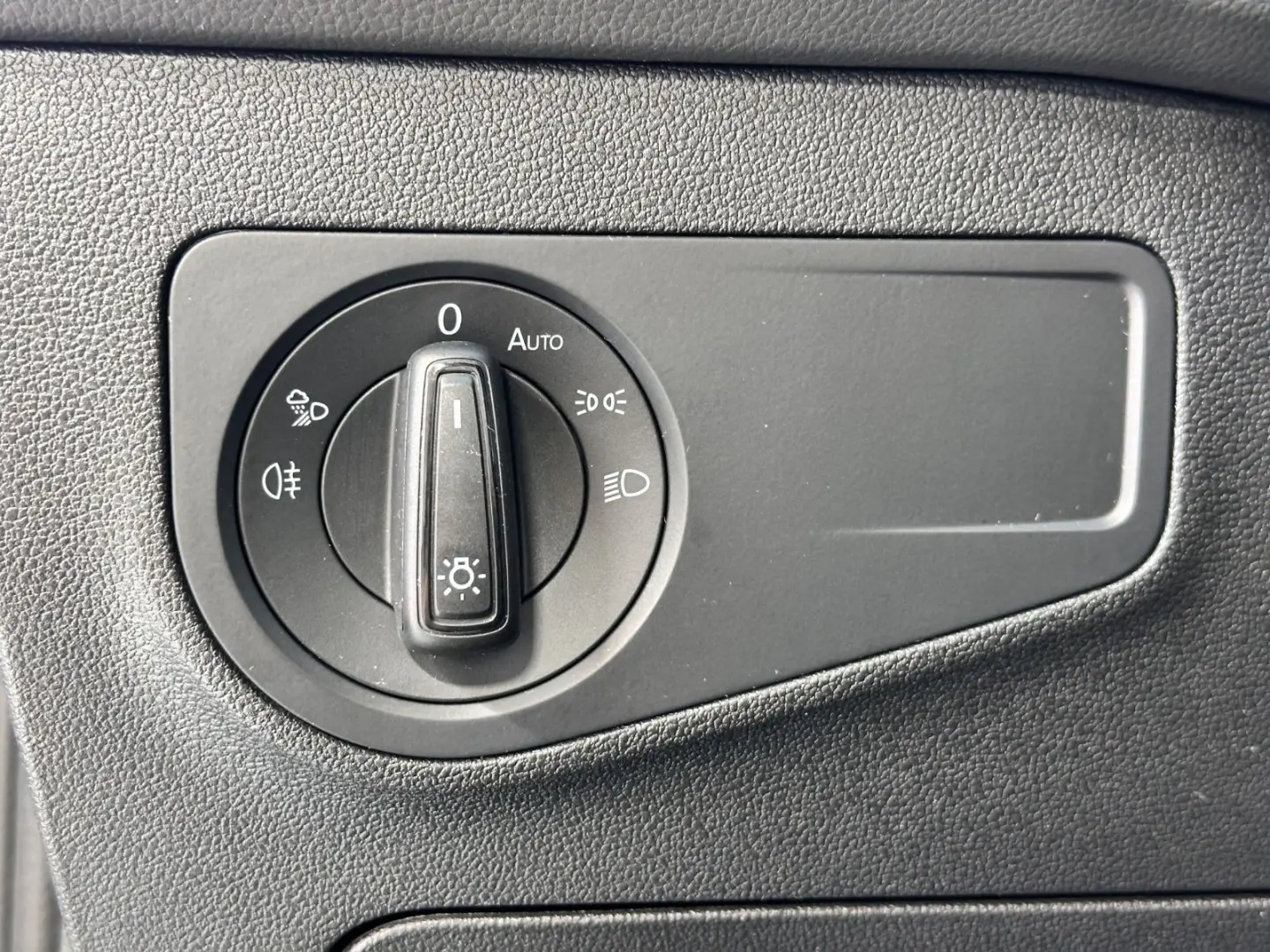 Tiguan 2.0 TDI SCR 4MOTION DSG Life+MATRIX+PANO+
