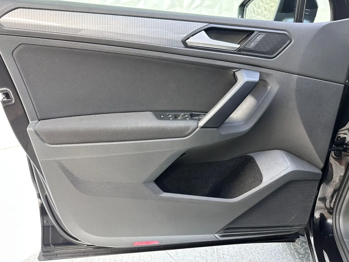 Tiguan 2.0 TDI SCR 4MOTION DSG Life+MATRIX+PANO+