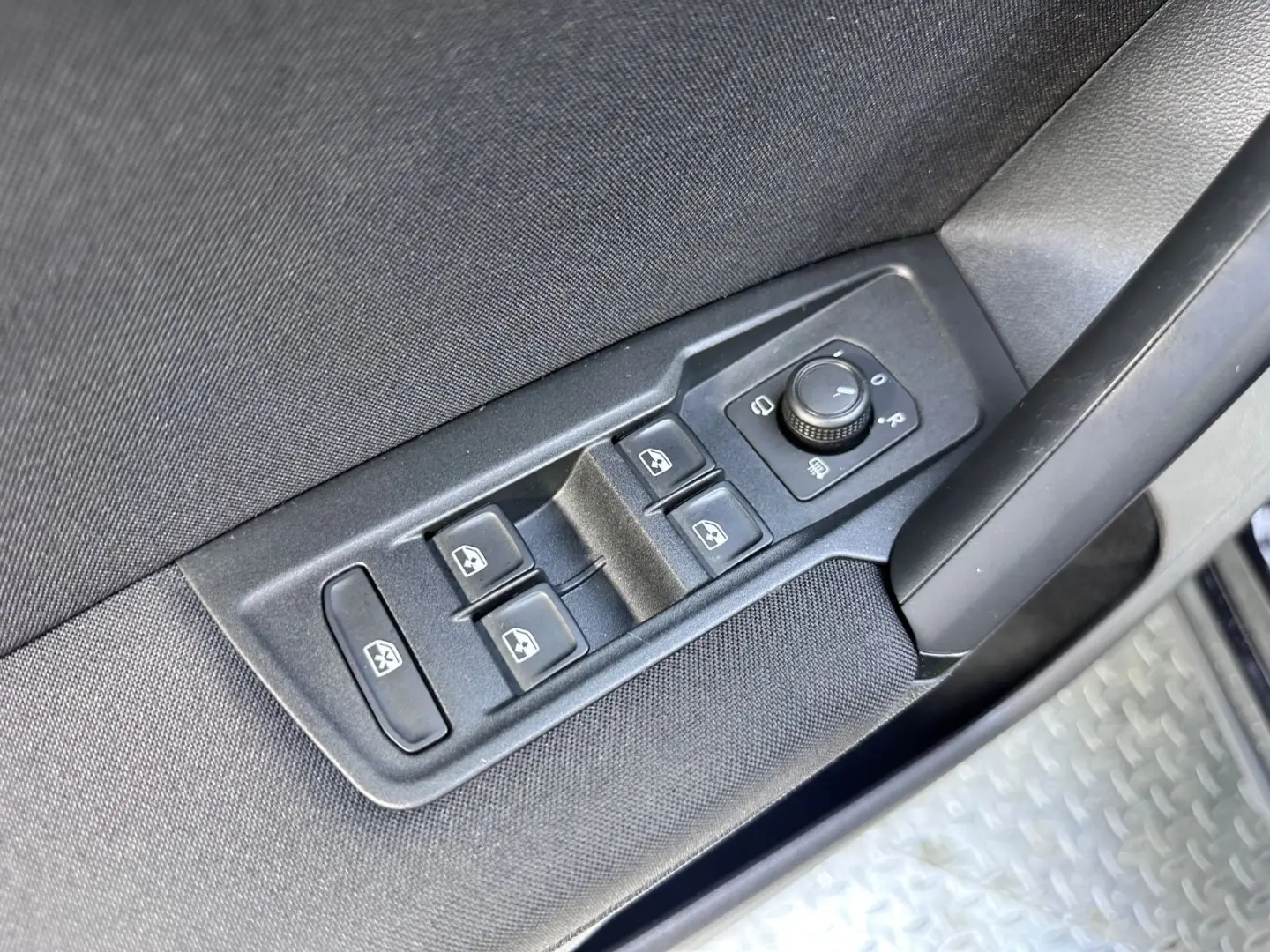 Tiguan 2.0 TDI SCR 4MOTION DSG Life+MATRIX+PANO+