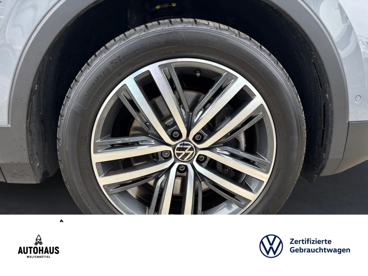 Tiguan Elegance 2.0 TSI DSG 4M ACC AHK KAMERA