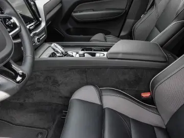 XC60 T8 Twin Engine AWD R Design Plug-In Pano St