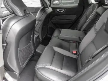 XC60 T8 Twin Engine AWD R Design Plug-In Pano St