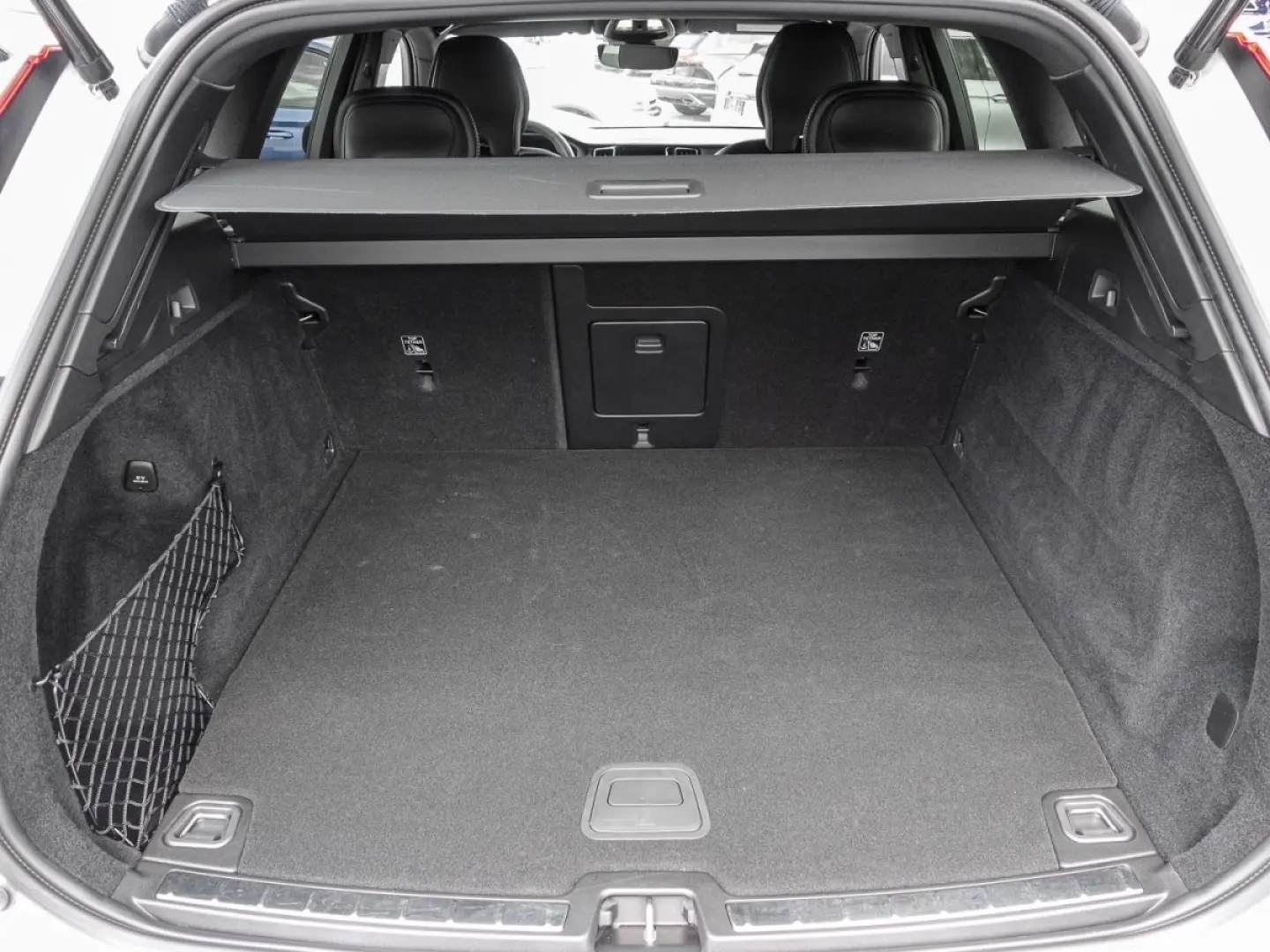 XC60 T8 Twin Engine AWD R Design Plug-In Pano St