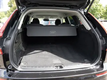 XC60 B4 Core LEDER MEMORY KAMERA NAVI FACEL. LED