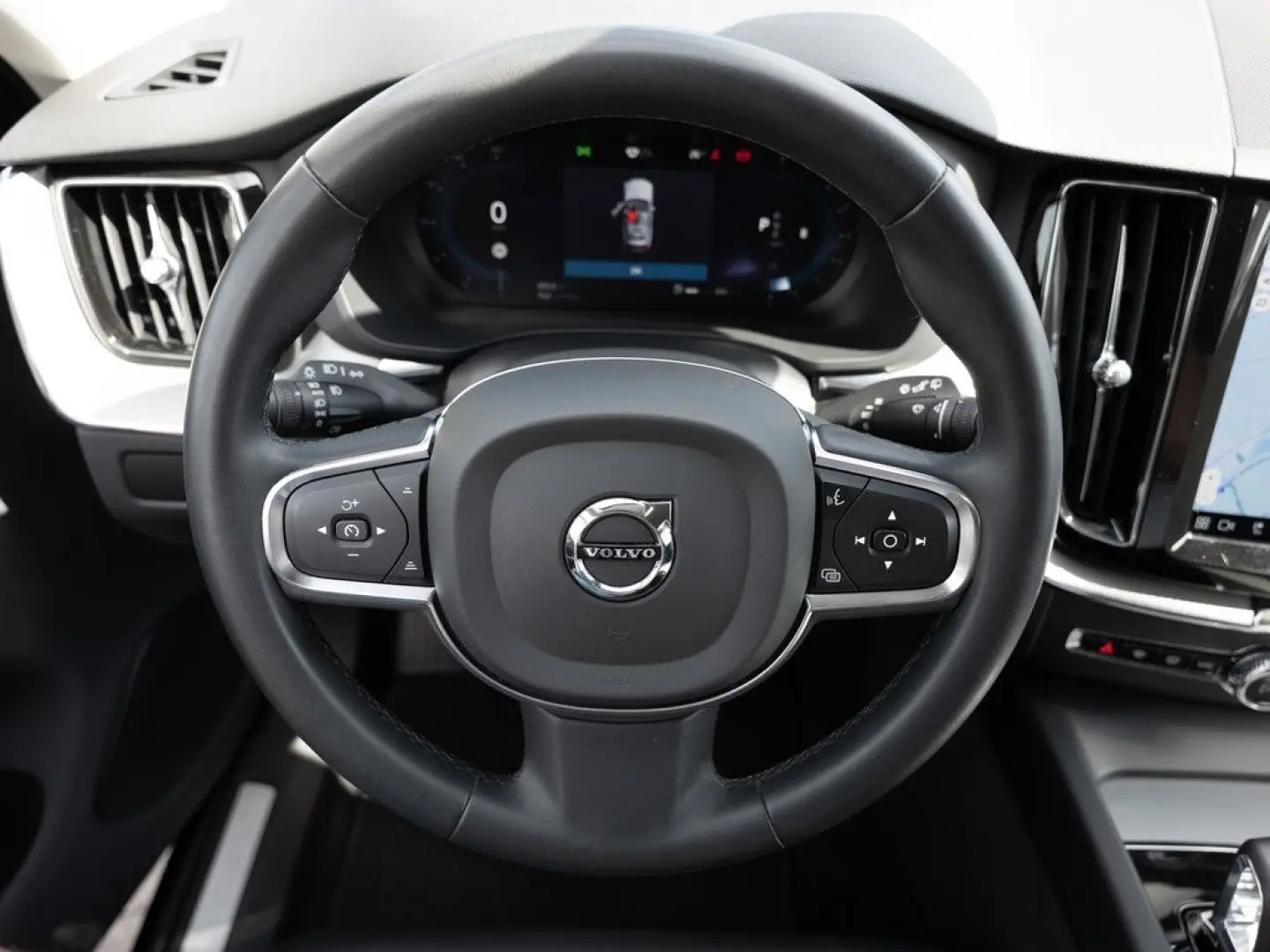 XC60 B4 Core LEDER MEMORY KAMERA NAVI FACEL. LED