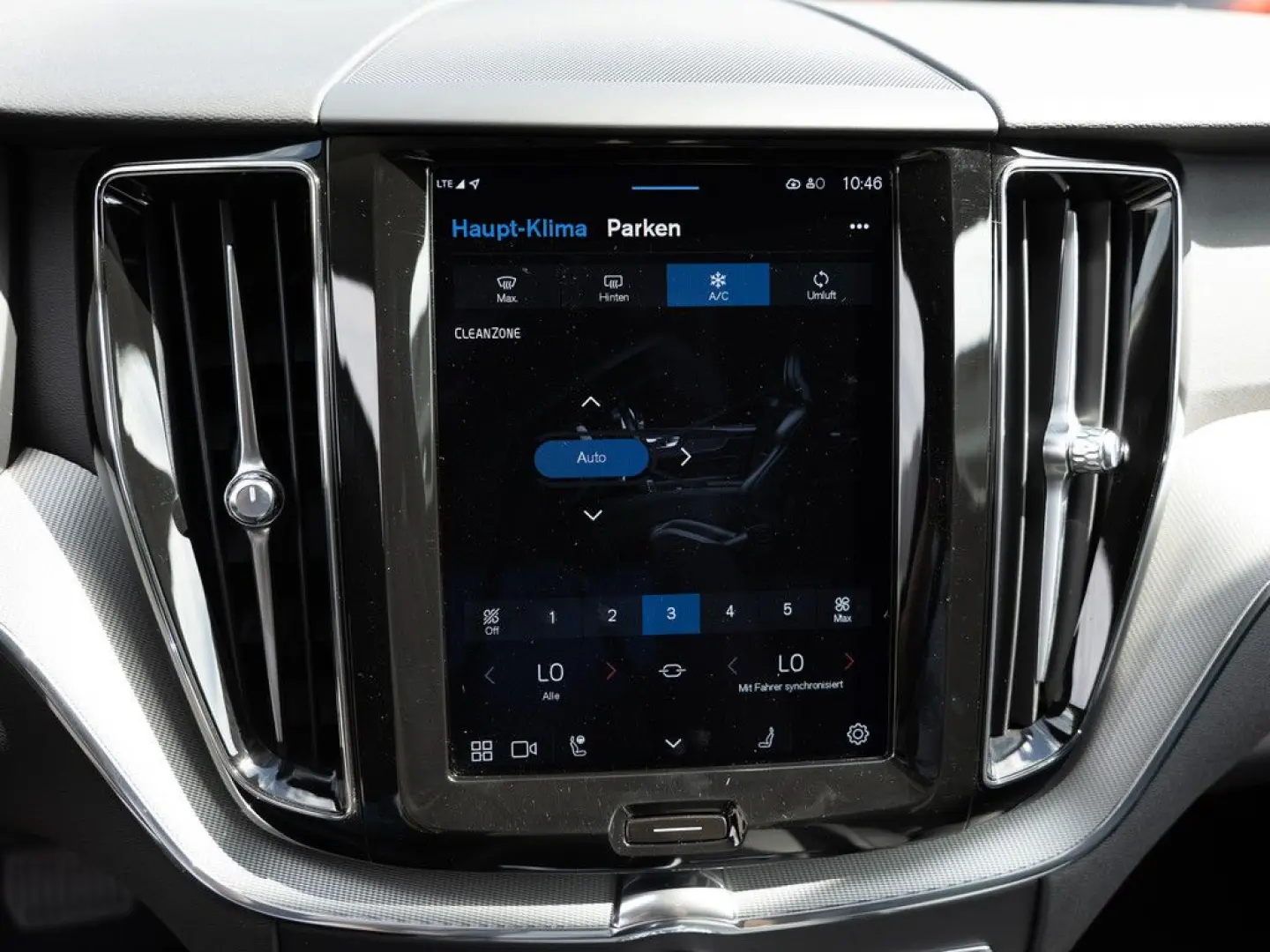 XC60 B4 Core LEDER MEMORY KAMERA NAVI FACEL. LED