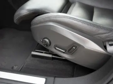 XC60 B4 Core LEDER MEMORY KAMERA NAVI FACEL. LED