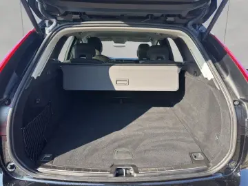 XC60 B4 Core Aut Google-Maps LED Kamera PDC v+h