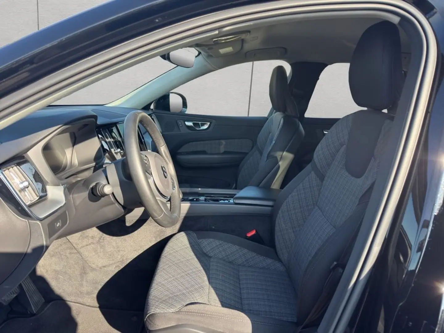 XC60 B4 Core Aut Google-Maps LED Kamera PDC v+h