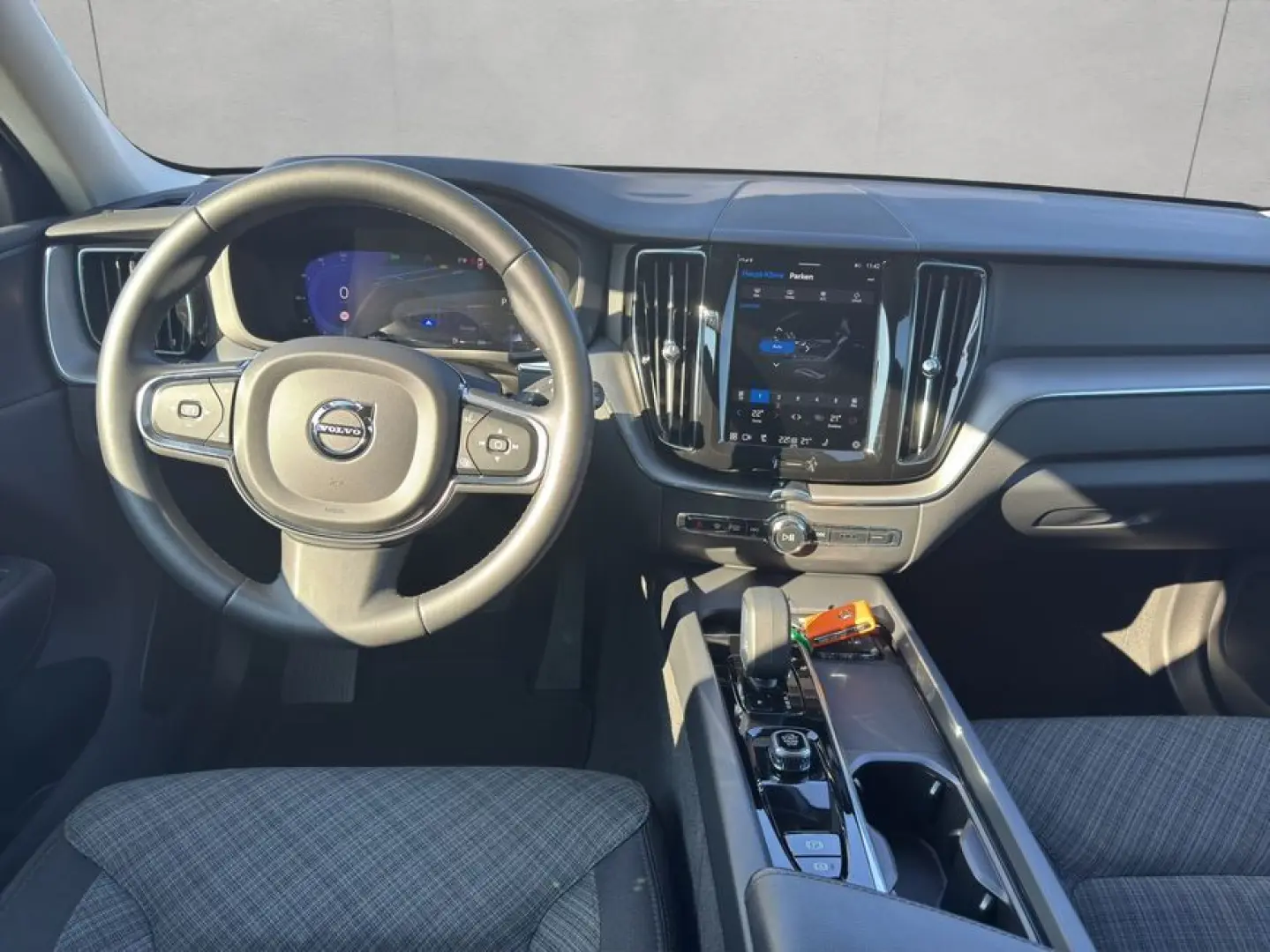 XC60 B4 Core Aut Google-Maps LED Kamera PDC v+h