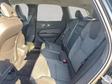 XC60 B4 Core Aut Google-Maps LED Kamera PDC v+h