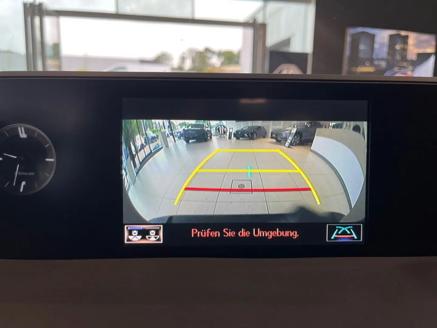 UX 250h Style Edition *LED*CarPlay*CAM*Spurhalte