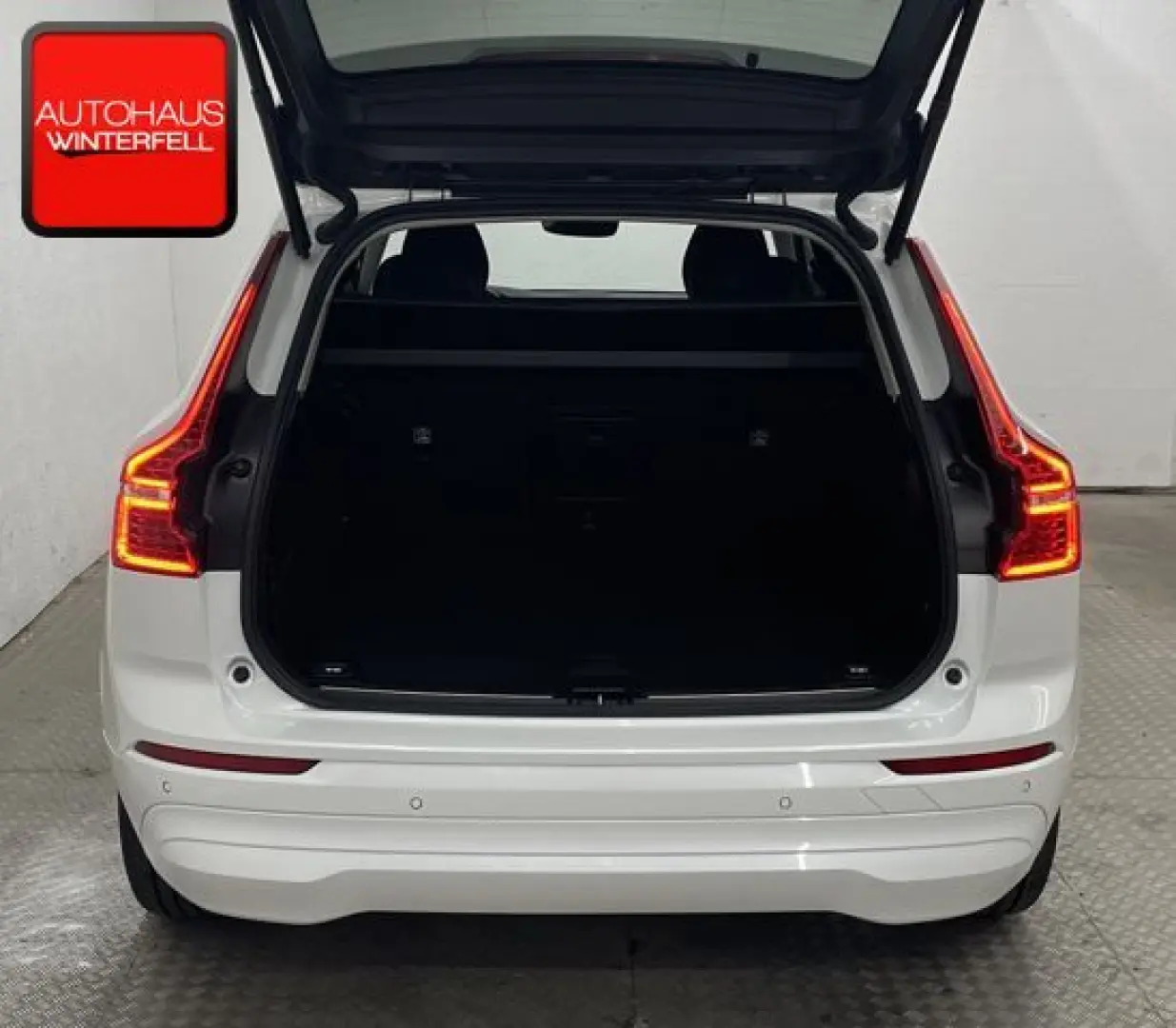 XC60 B4 D AWD AHK+KAMERA+GOOGLE+KEYLESS+