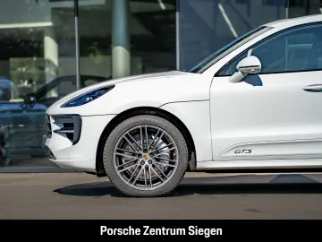 Macan GTS