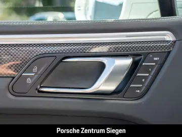 Macan GTS