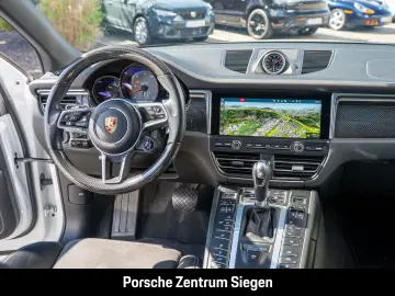 Macan GTS