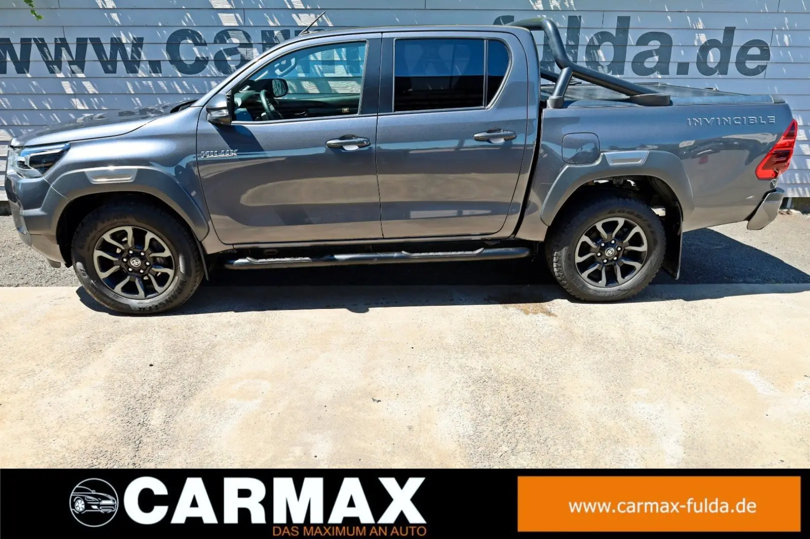 Hilux 2.8 D-4D Invincible, Rollbügel, Rollo, AHK