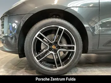 Macan Panoramadach Rückfahrkamera Vulkangrau LED