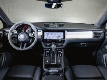 Macan Panoramadach BOSE Luftfederung
