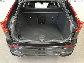 XC60 B4 D AWD Plus Dark NAV+LED+PANORAMA+AHK+H&K