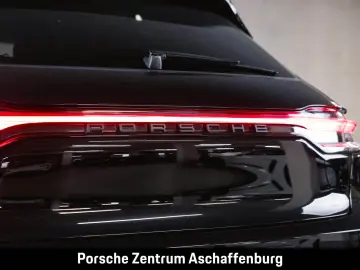Macan Luftfederung Spurwechsel Sportsitze 18Wege