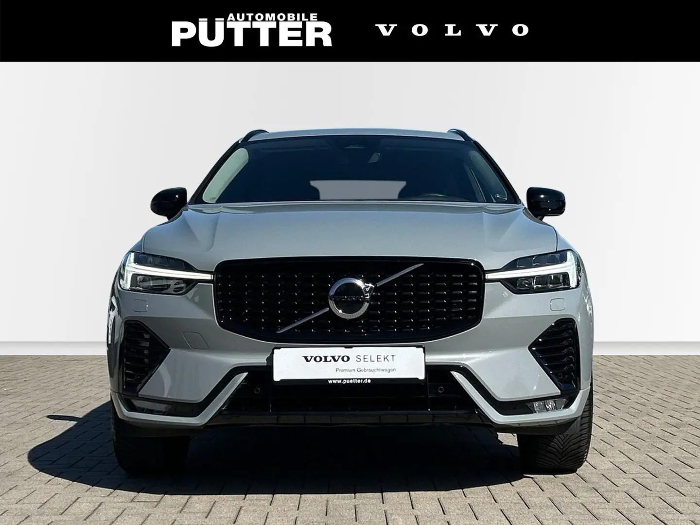 XC60 B4 Diesel AWD Plus Dark 19'' Allwetter AHK 