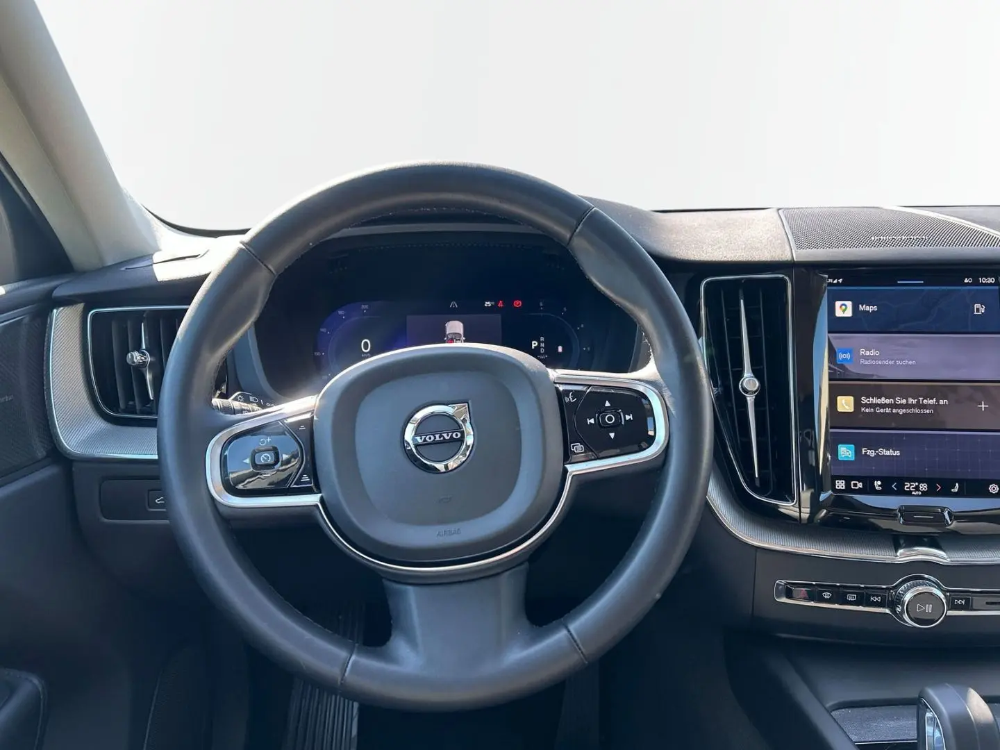 XC60 B4 Diesel AWD Plus Dark 19'' Allwetter AHK 