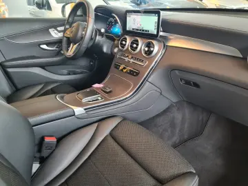 GLC 300de Exkl int*Airmtc*Pano*ACC*Memo*AHK*360°