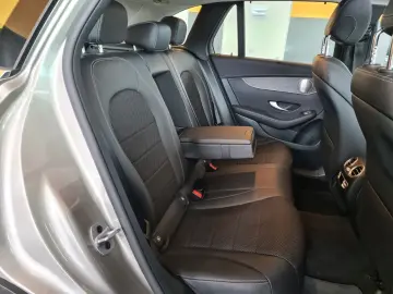 GLC 300de Exkl int*Airmtc*Pano*ACC*Memo*AHK*360°