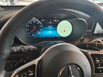GLC 300de Exkl int*Airmtc*Pano*ACC*Memo*AHK*360°