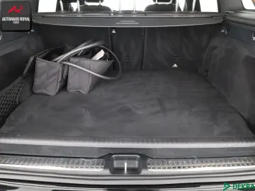 GLC 300 e 4M 3x AMG NIGHT WIDE,360GRAD,DISTRONIC