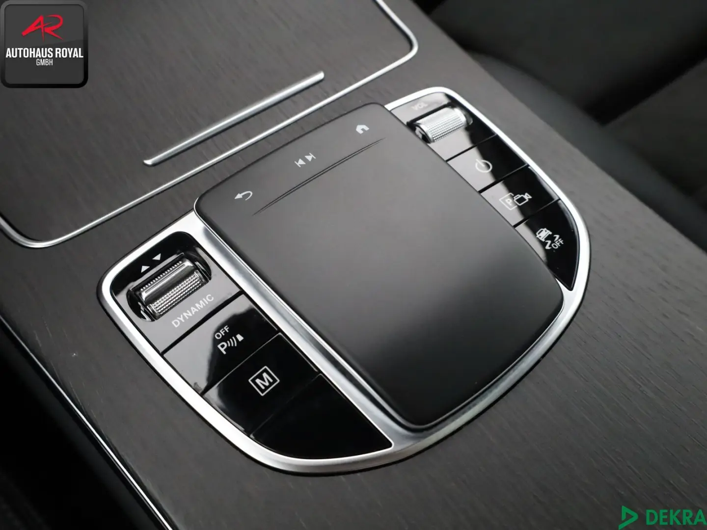 GLC 300 e 4M 3x AMG NIGHT WIDE,360GRAD,DISTRONIC