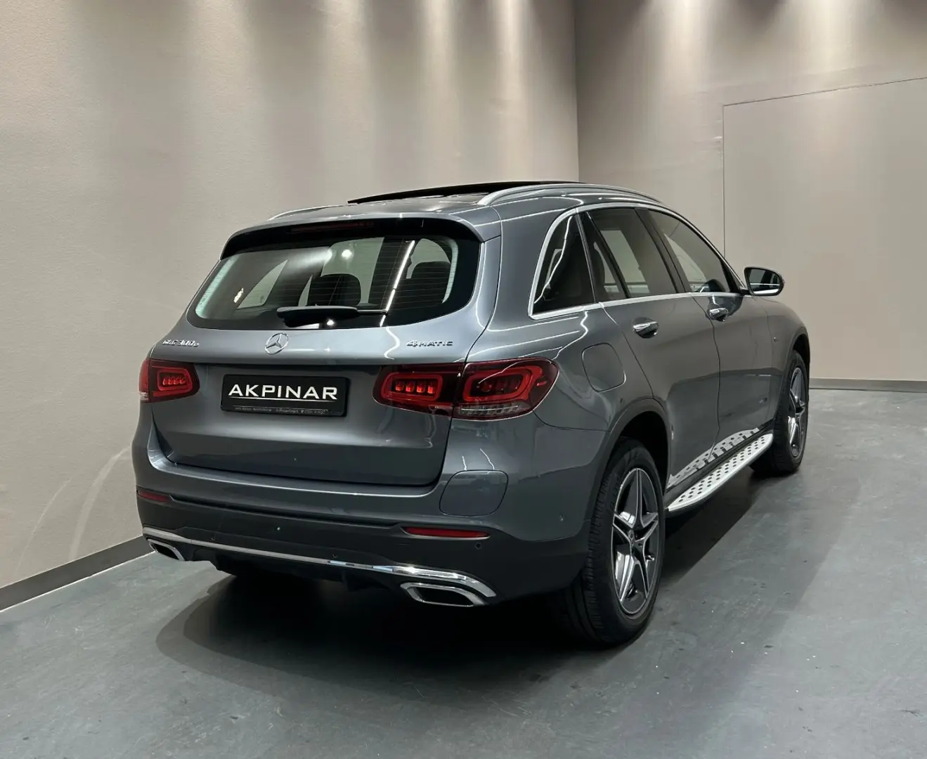 GLC300 e 4M *AMG LINE*PANO*BURMESTER*AHK*360°*