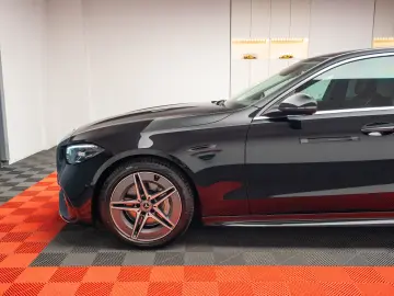 Mercedes-Benz C220d AMG-line