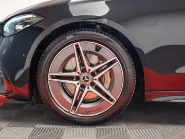 Mercedes-Benz C220d AMG-line