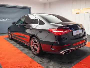 Mercedes-Benz C220d AMG-line