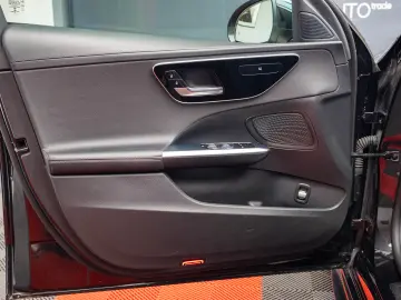 Mercedes-Benz C220d AMG-line