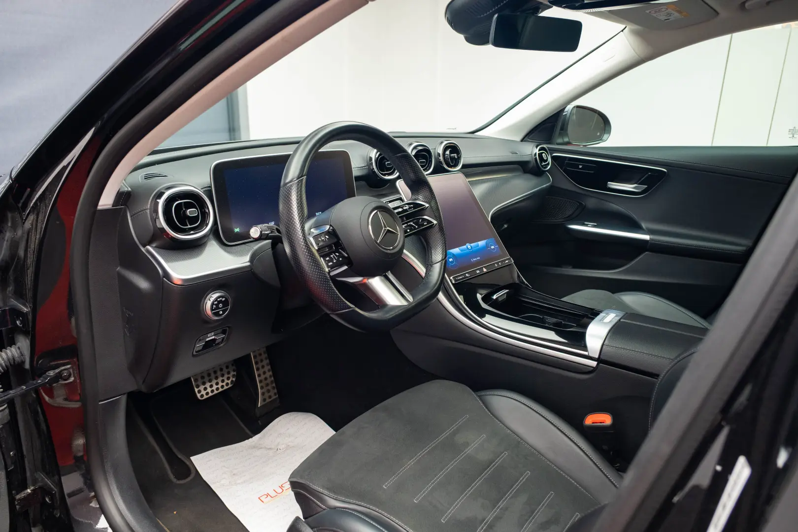 Mercedes-Benz C220d AMG-line
