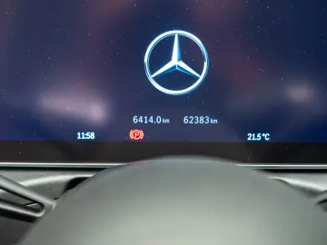 Mercedes-Benz C220d AMG-line
