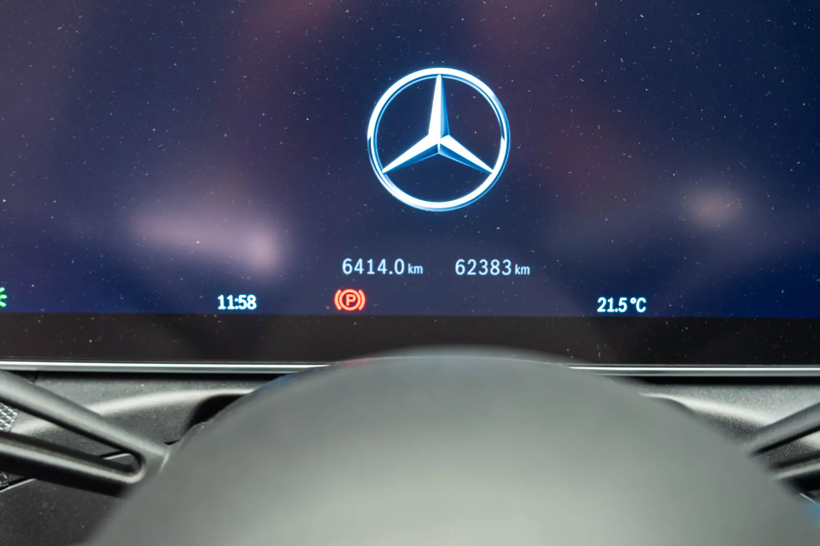 Mercedes-Benz C220d AMG-line