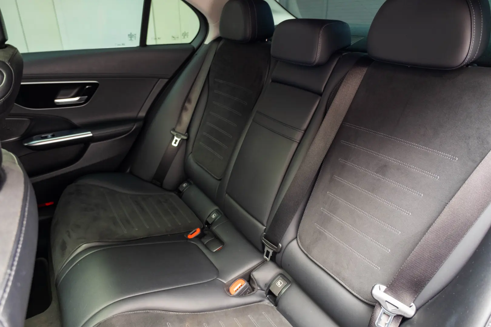 Mercedes-Benz C220d AMG-line