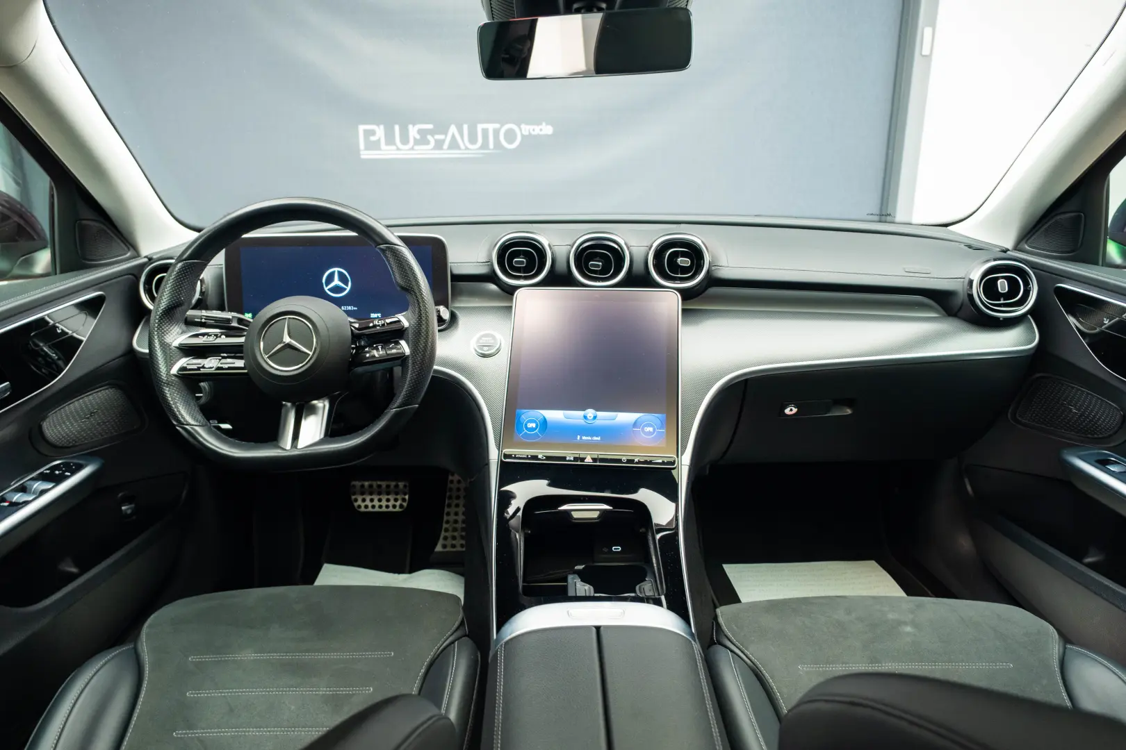 Mercedes-Benz C220d AMG-line