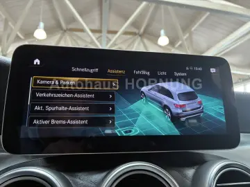 GLC 200 AMG 4M PANO 360° DISTR AHK NightP. KEYGO